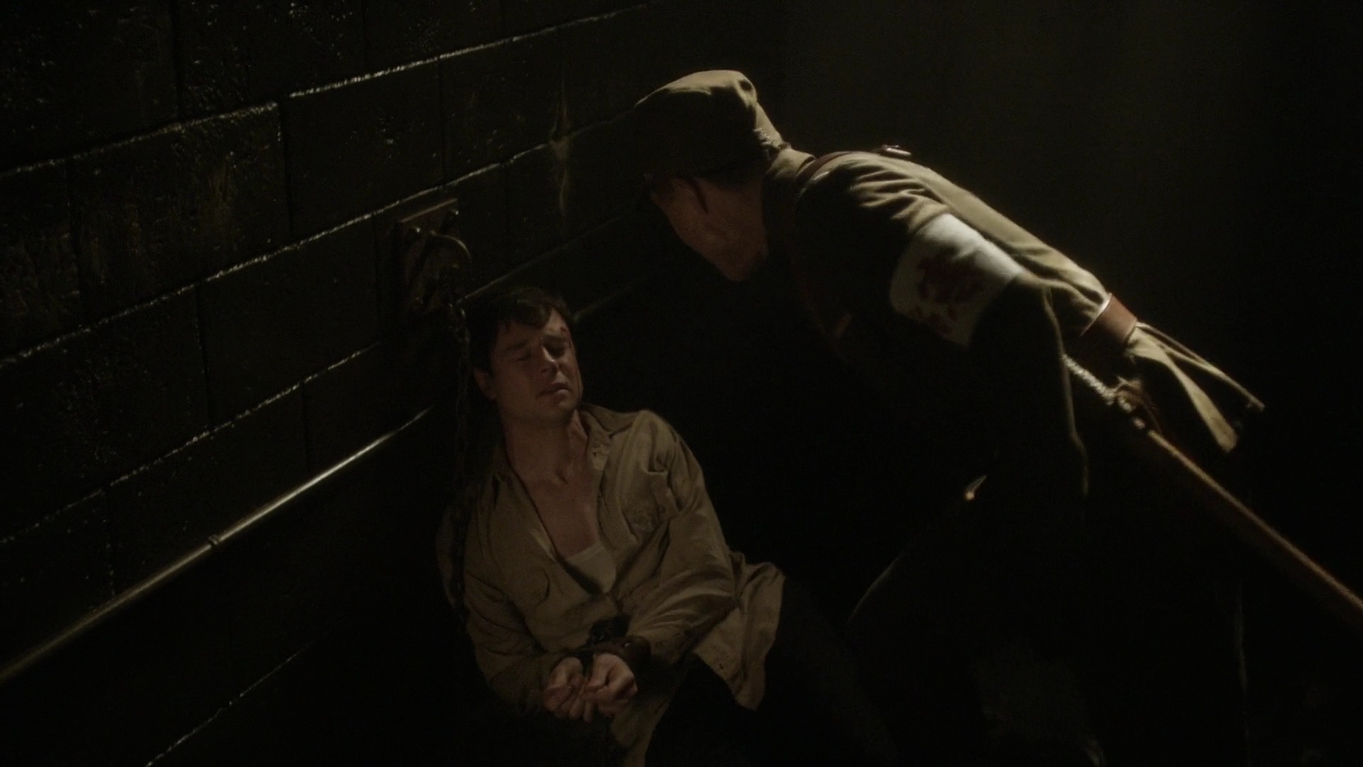 Charmed-Online-dot-nl_TheManInTheHighCastle1x02-110205.jpg