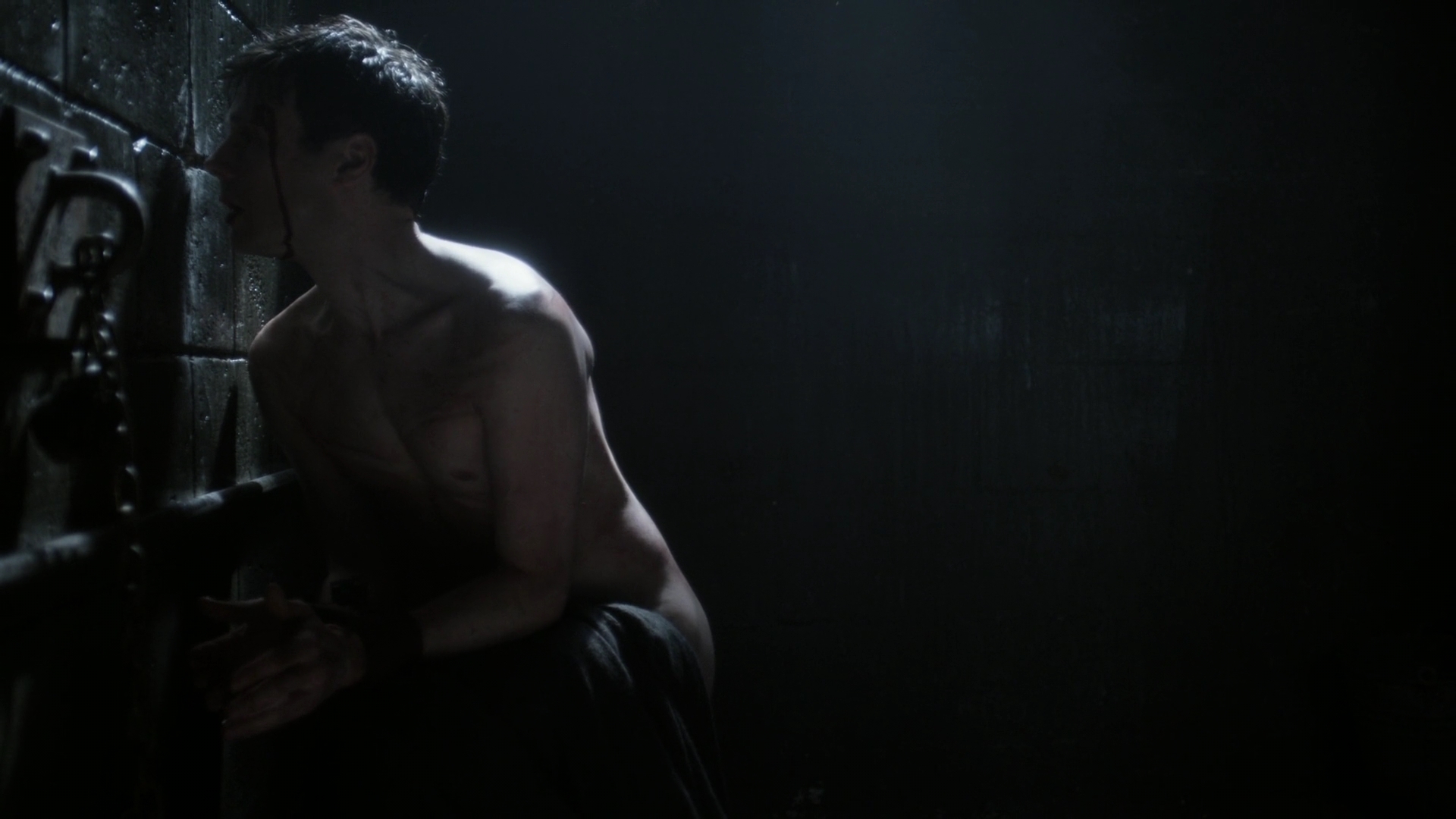 Charmed-Online-dot-nl_TheManInTheHighCastle1x02-112810.jpg