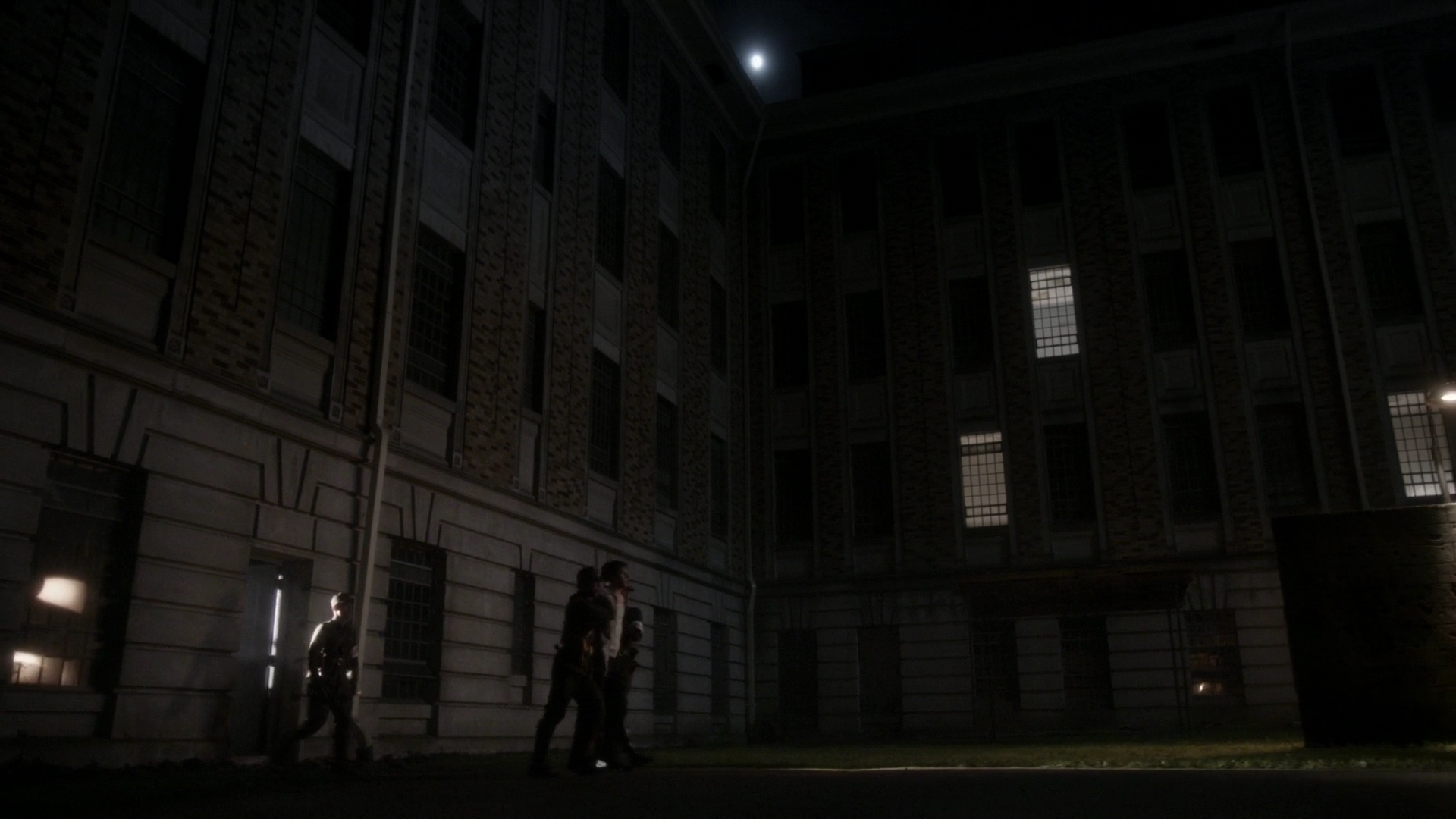 Charmed-Online-dot-nl_TheManInTheHighCastle1x02-116136.jpg
