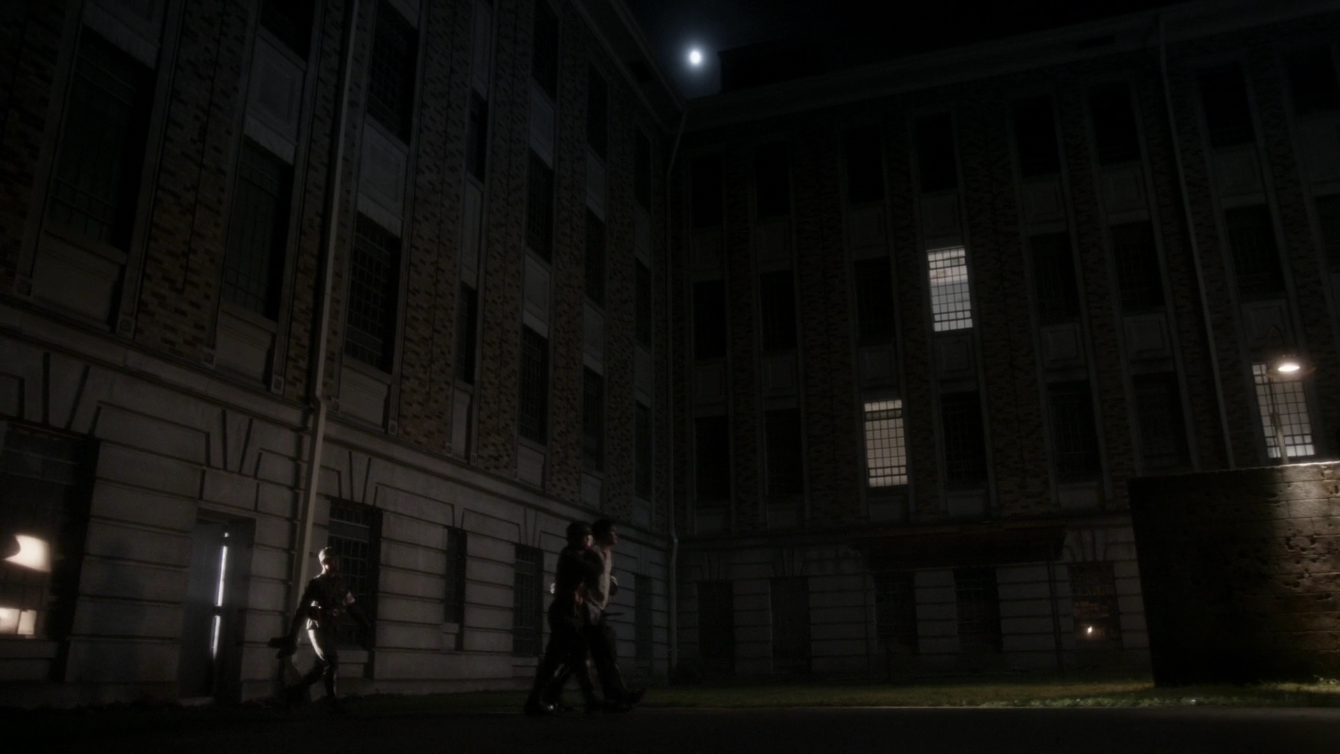 Charmed-Online-dot-nl_TheManInTheHighCastle1x02-116137.jpg