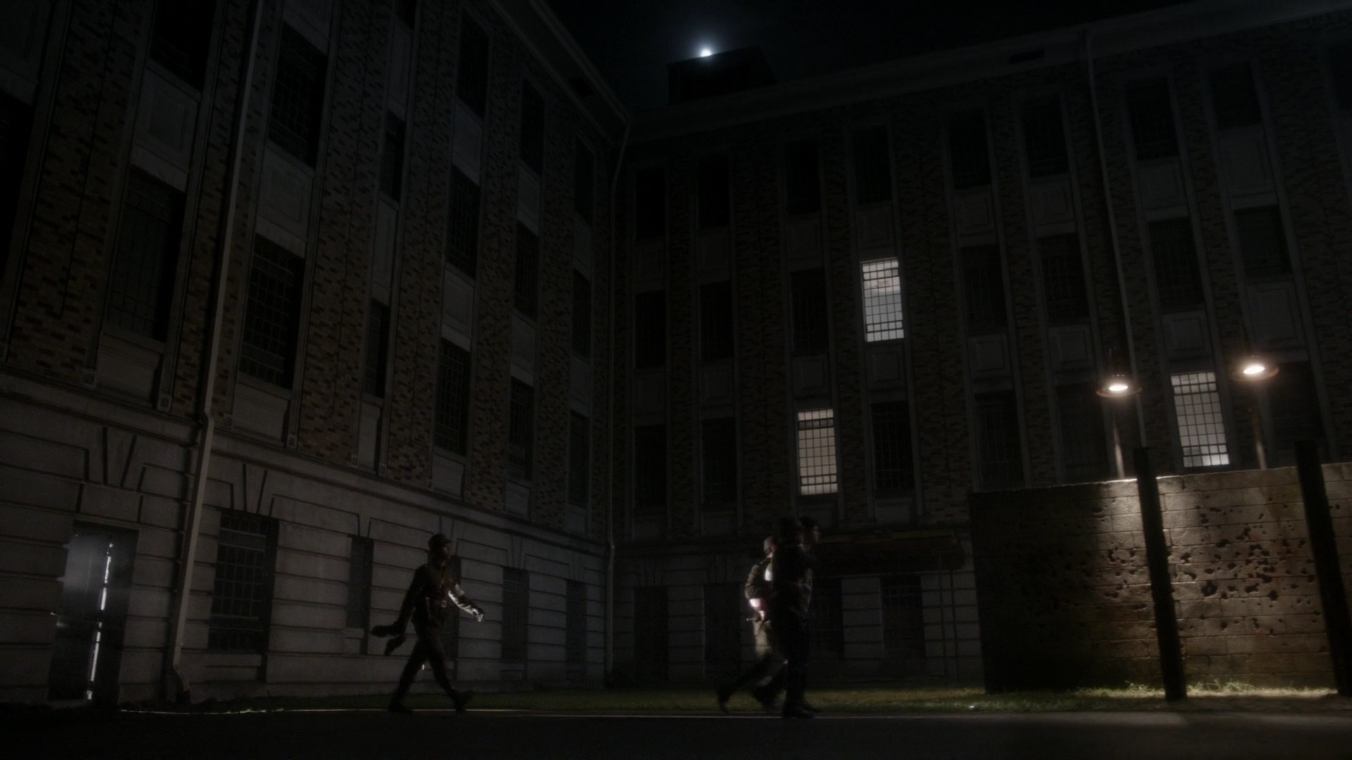 Charmed-Online-dot-nl_TheManInTheHighCastle1x02-116141.jpg