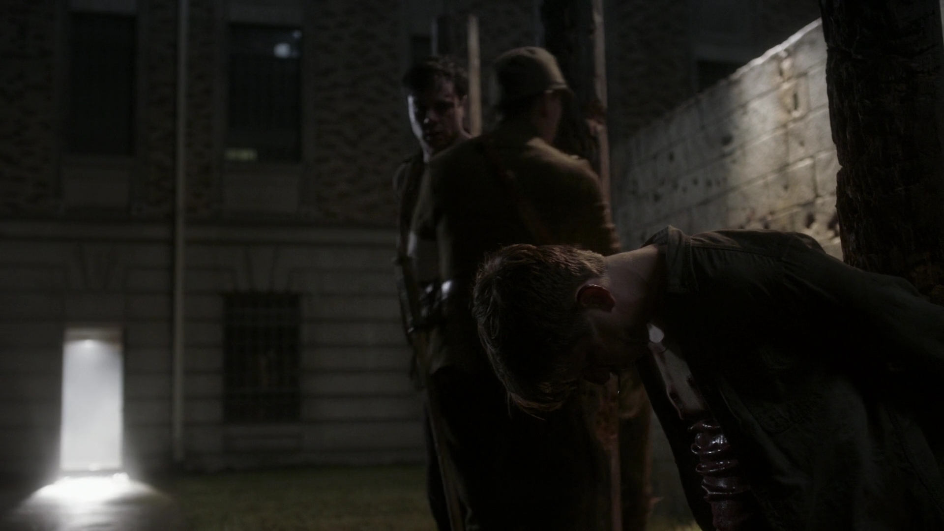 Charmed-Online-dot-nl_TheManInTheHighCastle1x02-116150.jpg
