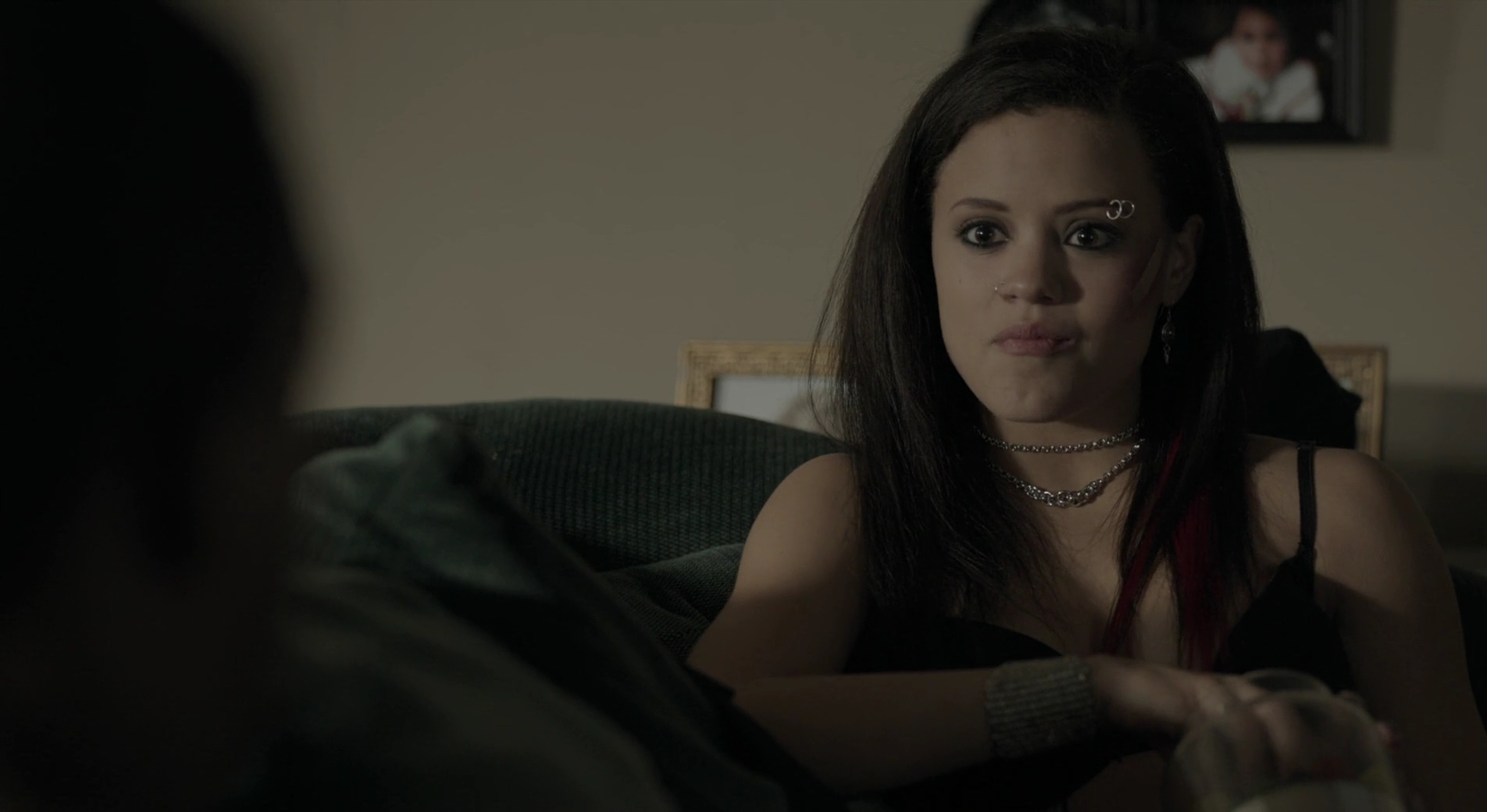 Charmed-Online-dot-nl_AcrossTheLine3719.jpg