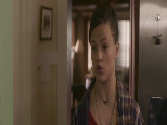 Charmed-Online-dot-nl_BeSomebody3266.jpg Charmed-Online-dot-nl_BeSomebody3266.jpg