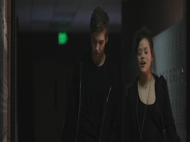 Charmed-Online-dot-nl_BeSomebody3714.jpg Charmed-Online-dot-nl_BeSomebody3714.jpg