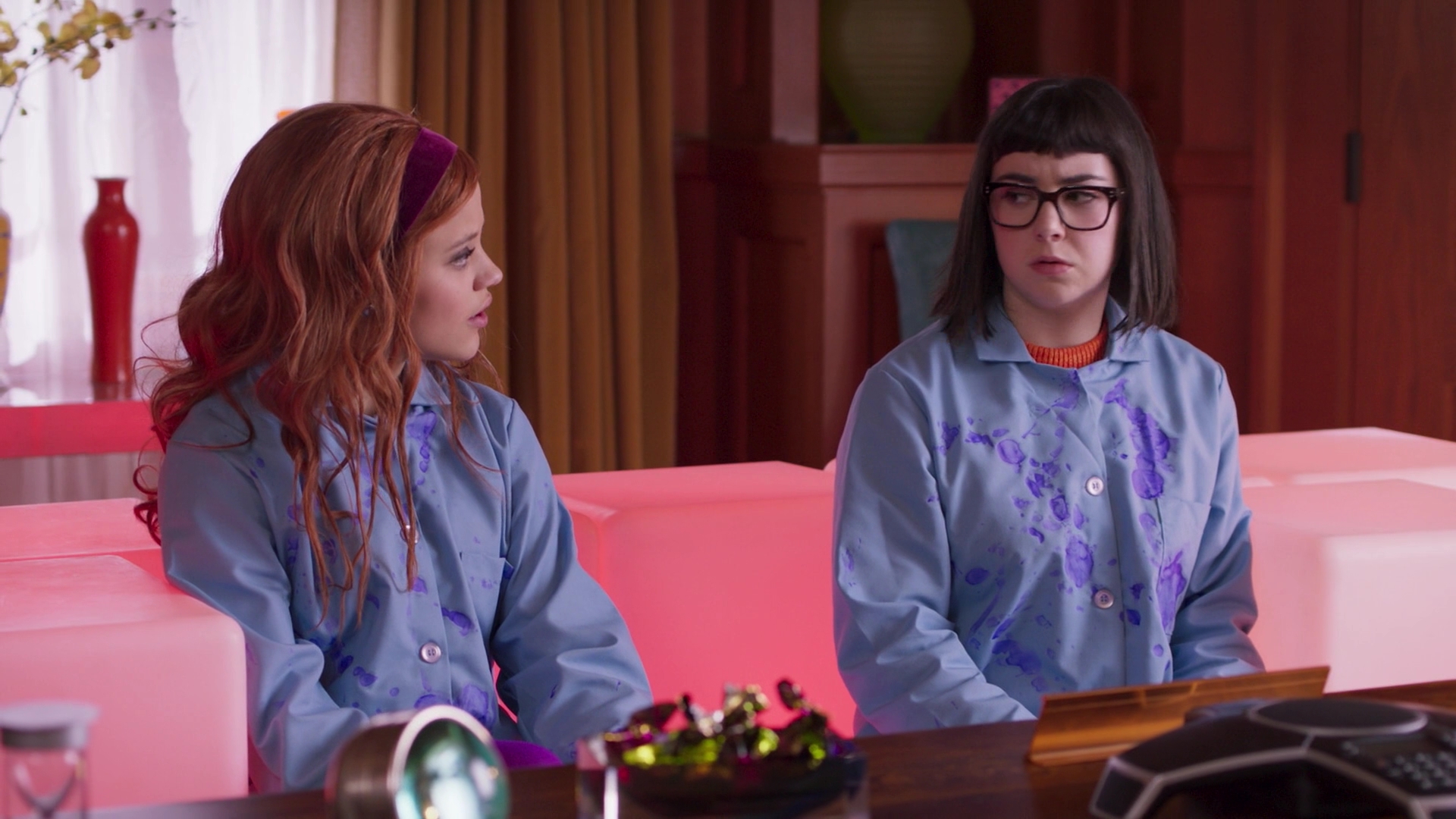 Charmed-Online-dot-nl_DaphneAndVelma1545.jpg