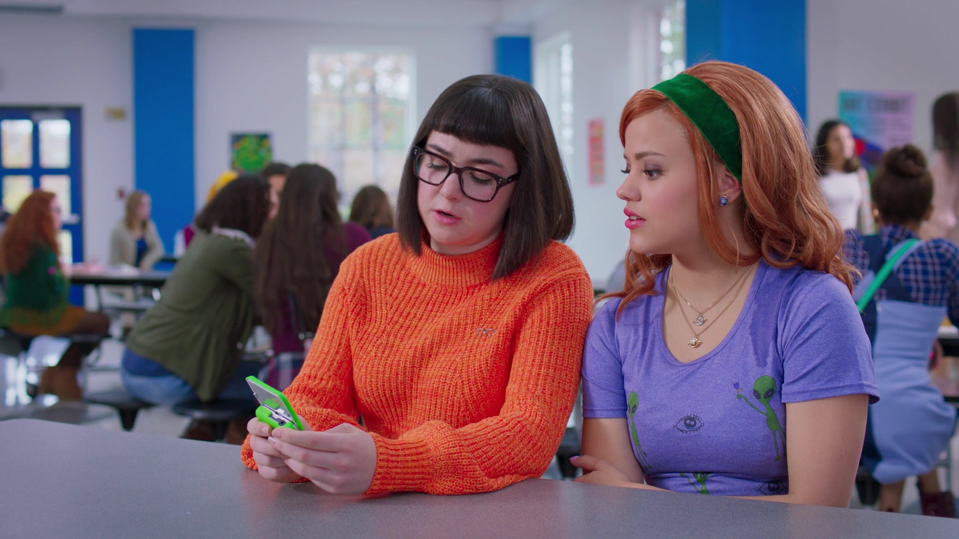 Charmed-Online-dot-nl_DaphneAndVelma1786.jpg