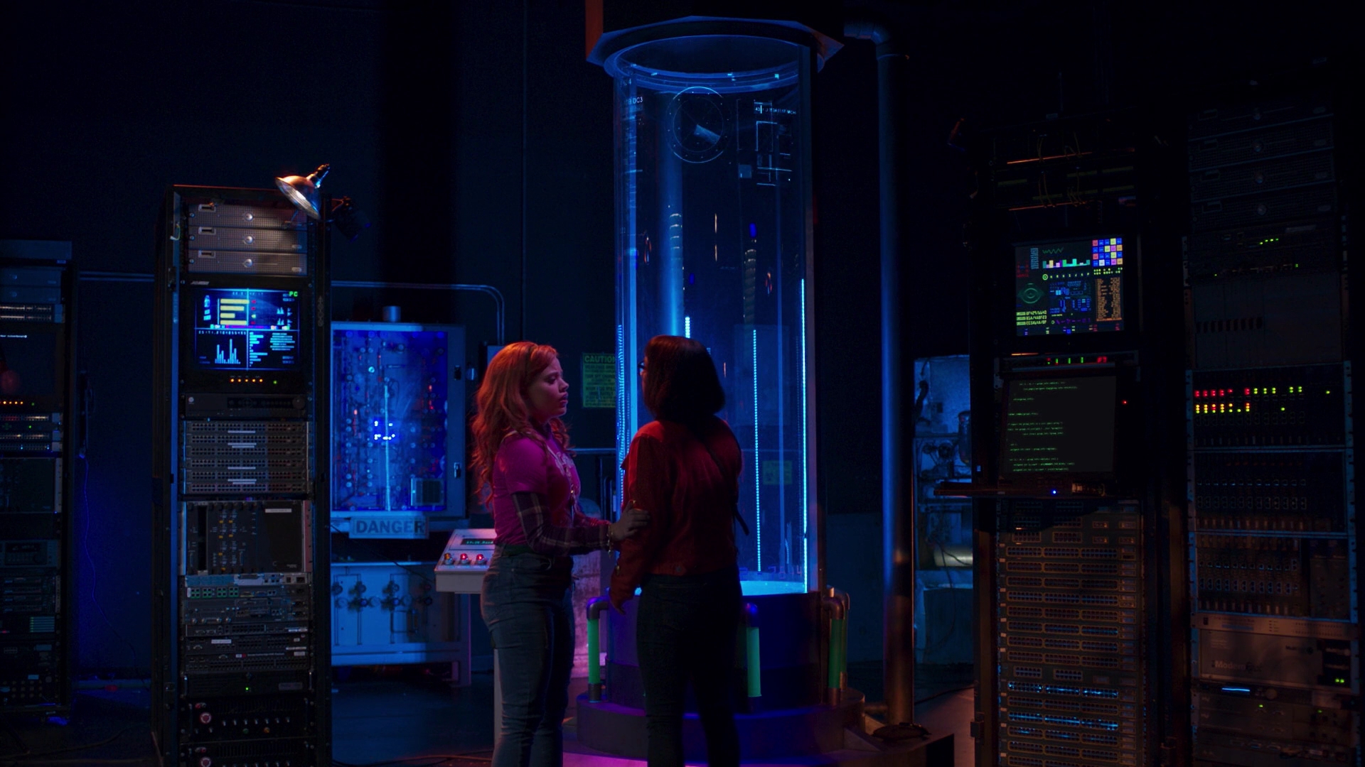 Charmed-Online-dot-nl_DaphneAndVelma3109.jpg
