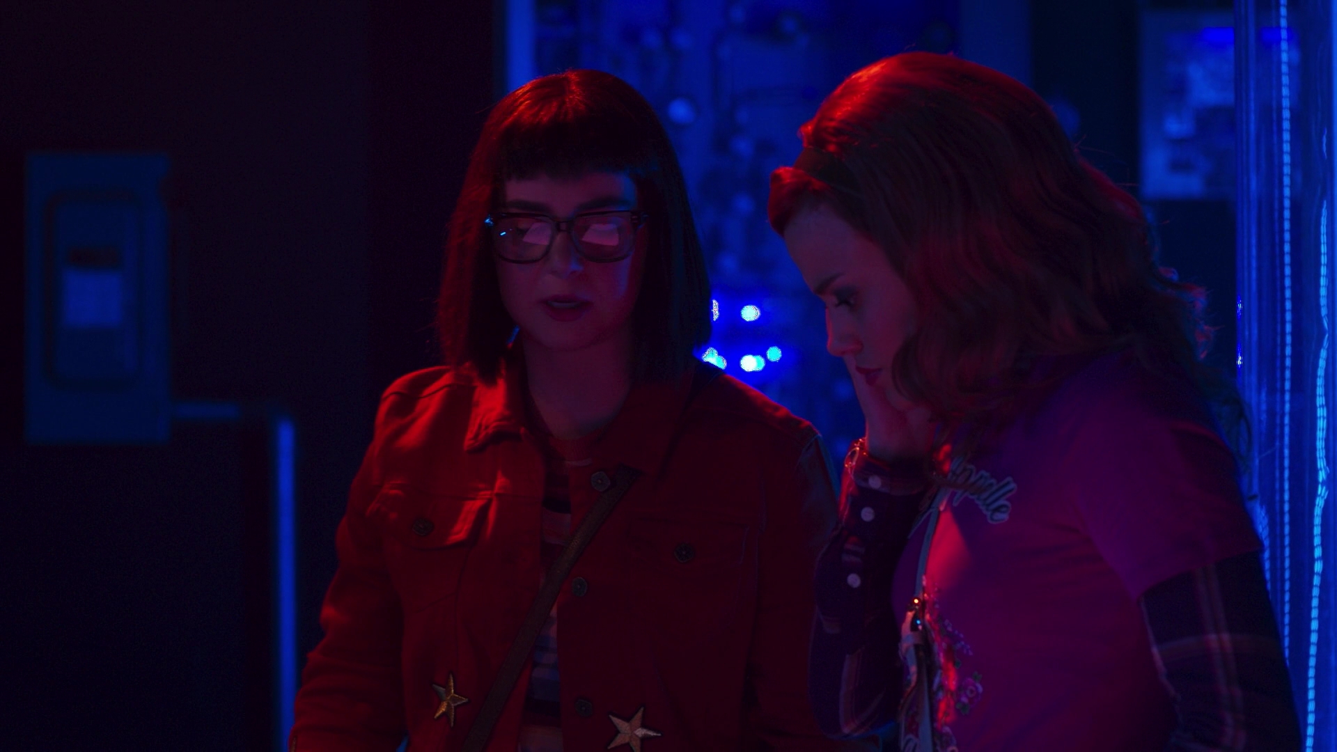 Charmed-Online-dot-nl_DaphneAndVelma3266.jpg