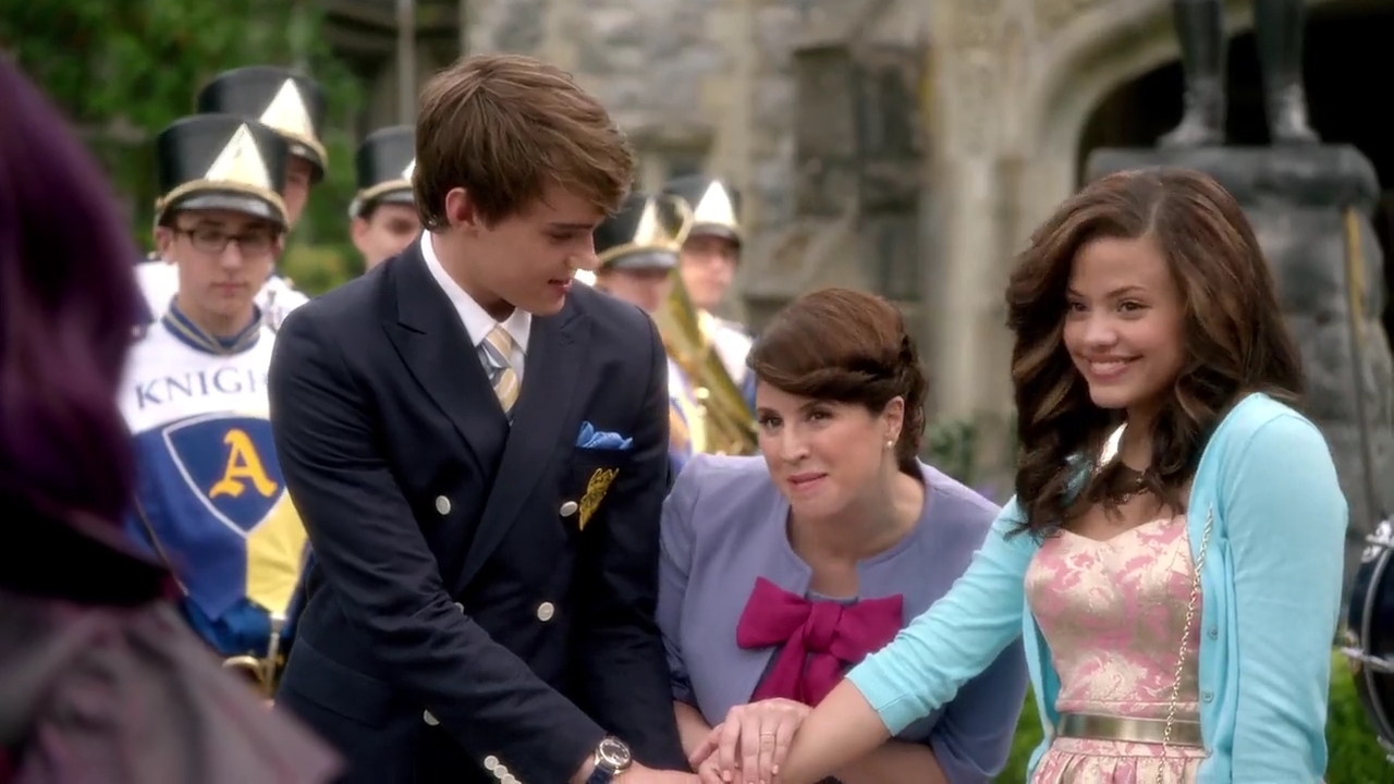 Charmed-Online-dot-nl_Descendants1010.jpg Charmed-Online-dot-nl_Descendants1010.jpg