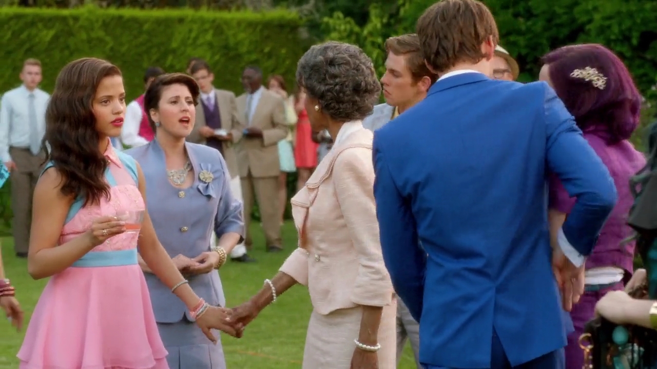 Charmed-Online-dot-nl_Descendants5147.jpg