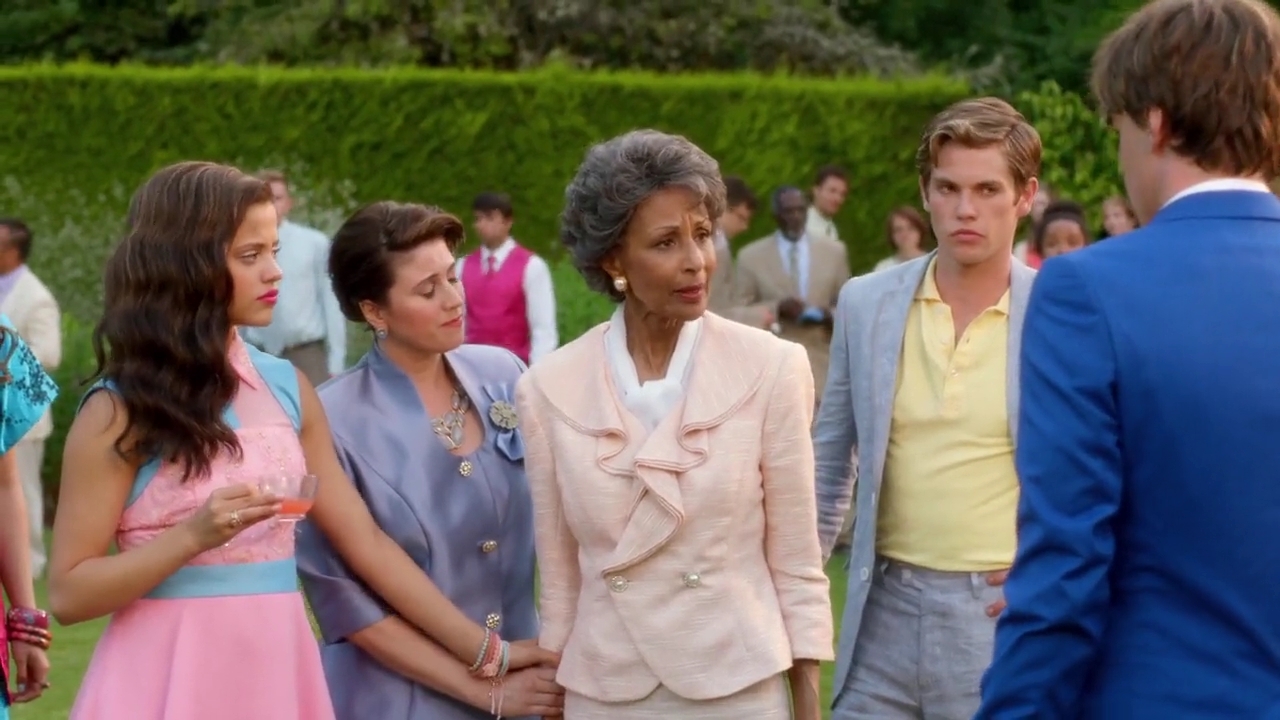 Charmed-Online-dot-nl_Descendants5159.jpg