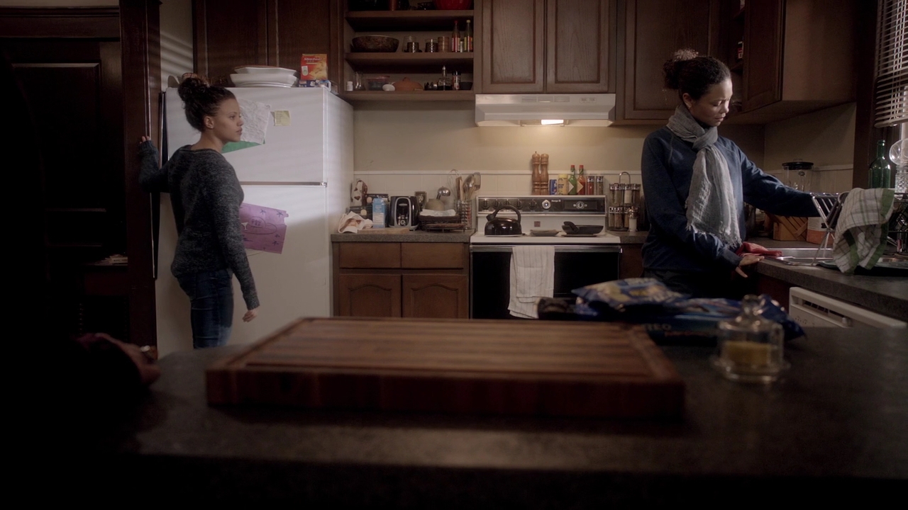 VampireDiariCharmed-Online-dot-nl_Rogue2x02-01833.jpg