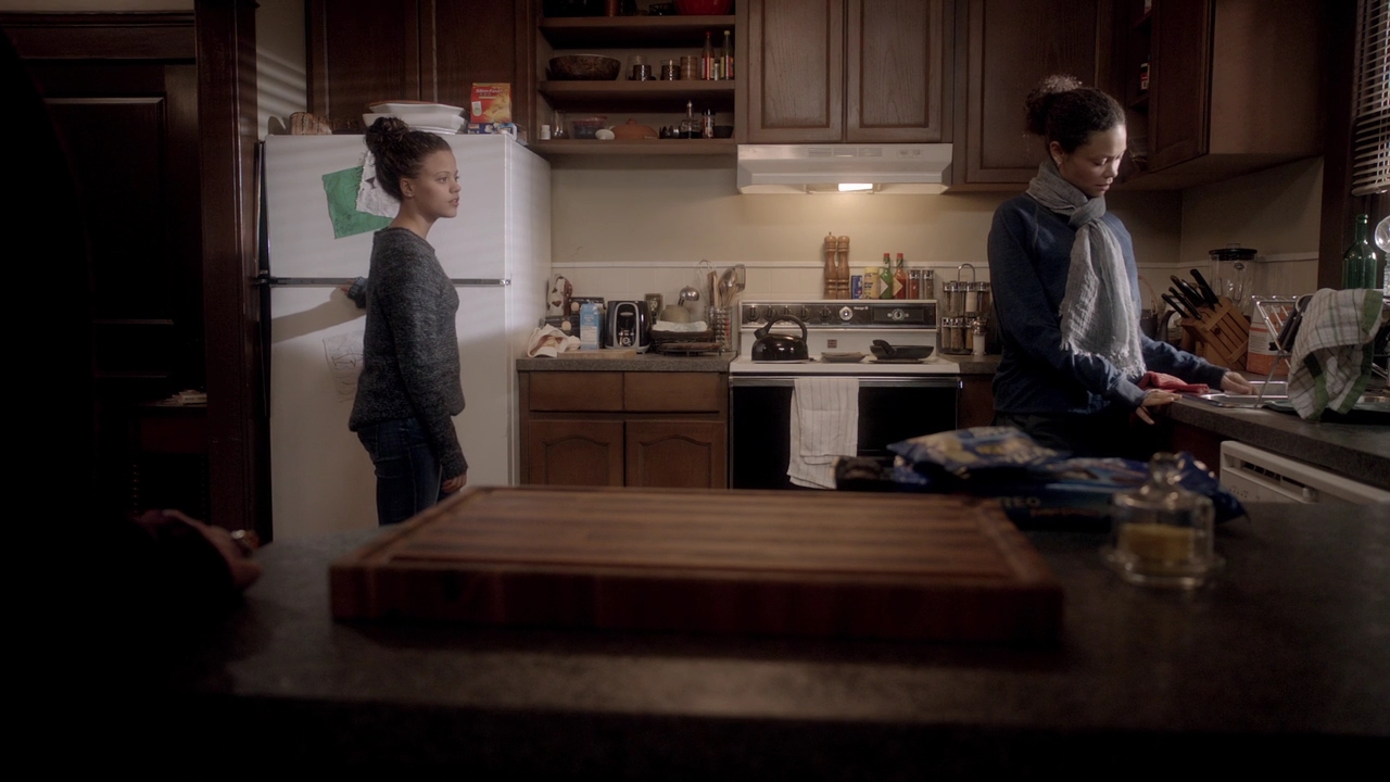 VampireDiariCharmed-Online-dot-nl_Rogue2x02-01835.jpg