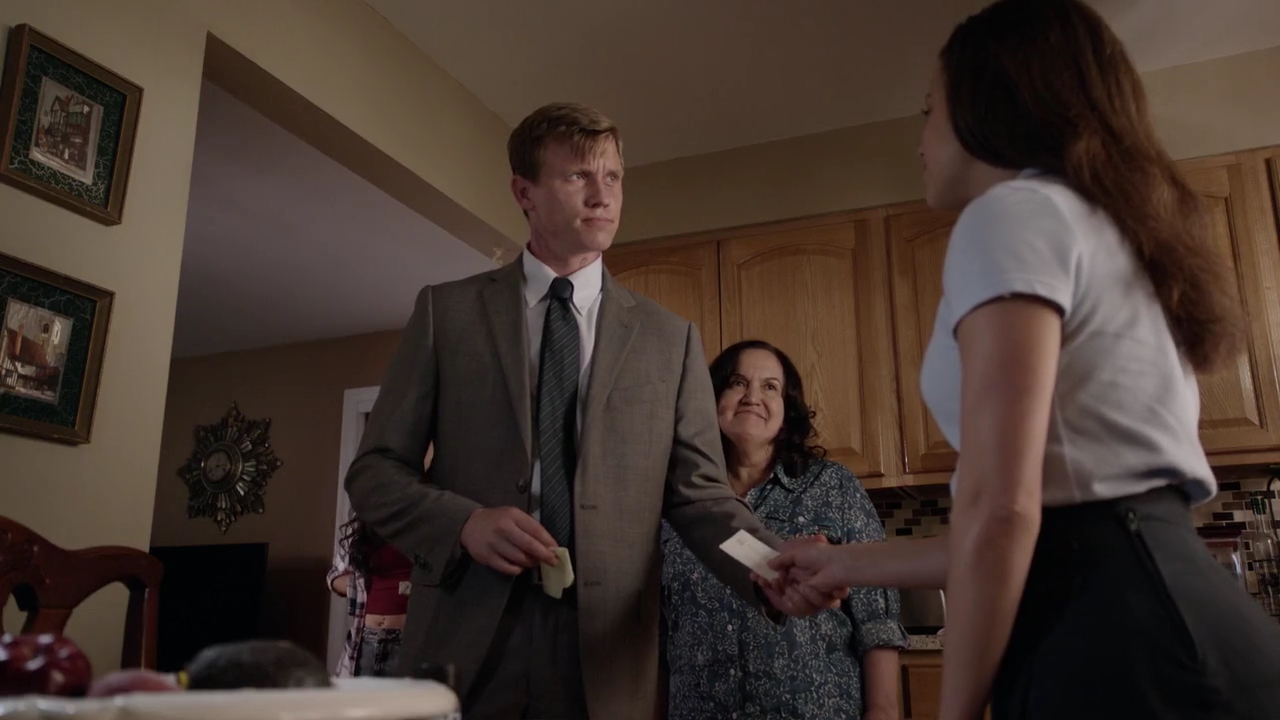 Charmed-Online-dot-nl_ShadesOfBlue2x03-1191.jpg