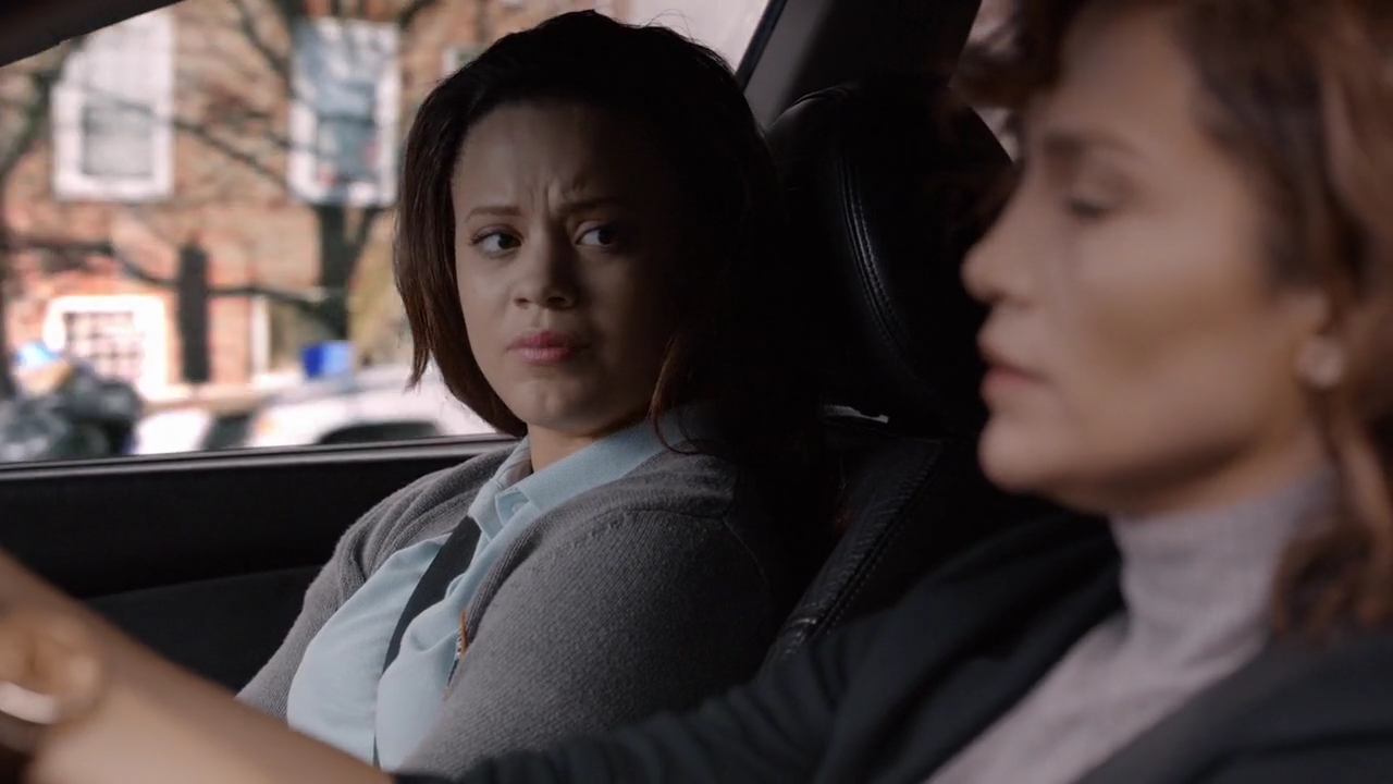 Charmed-Online-dot-nl_ShadesOfBlue2x03-1892.jpg