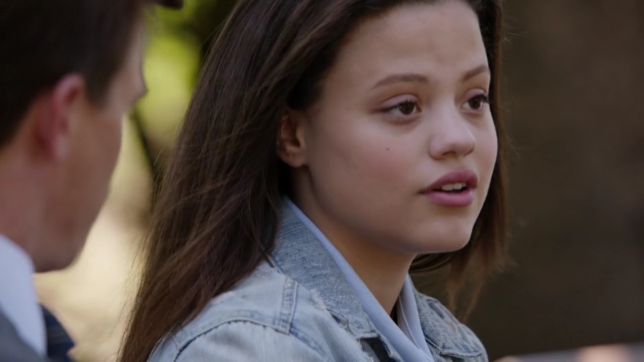 Charmed-Online-dot-nl_ShadesOfBlue2x04-0957.jpg