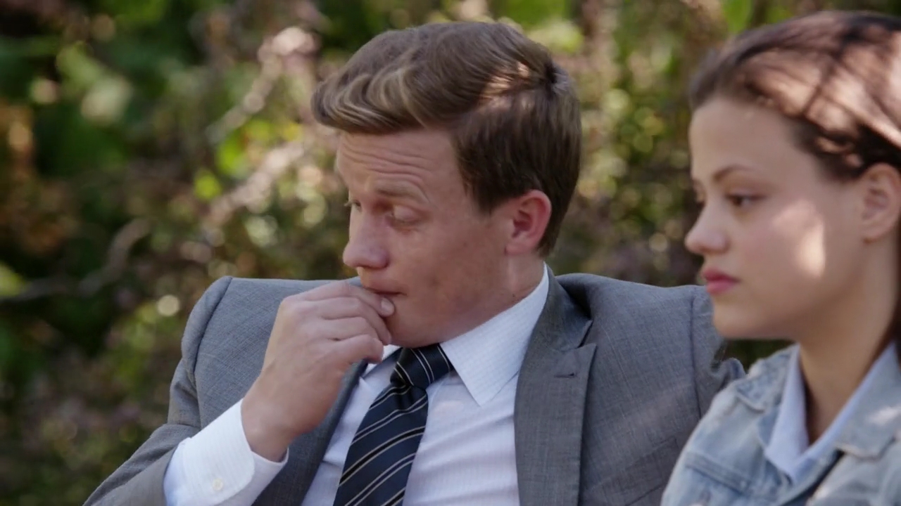 Charmed-Online-dot-nl_ShadesOfBlue2x04-0981.jpg