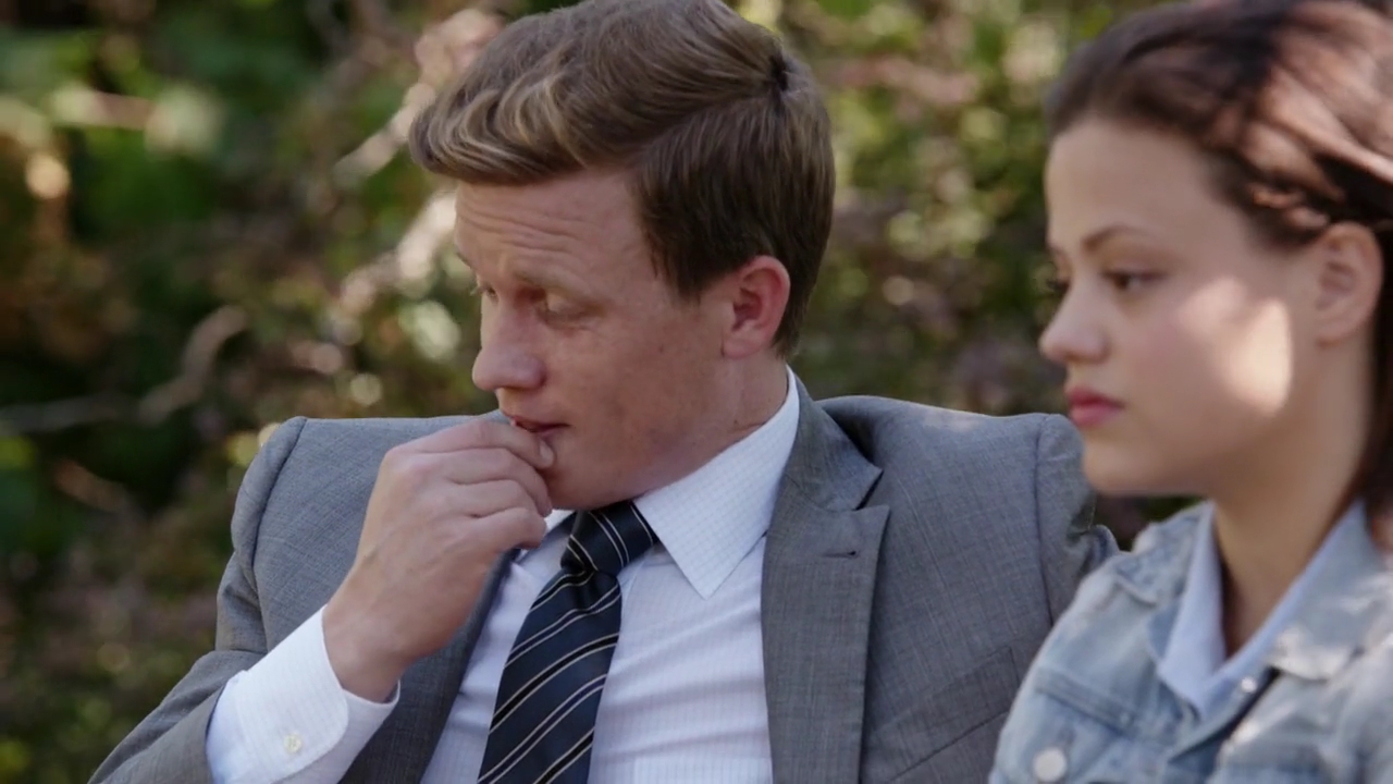 Charmed-Online-dot-nl_ShadesOfBlue2x04-0982.jpg