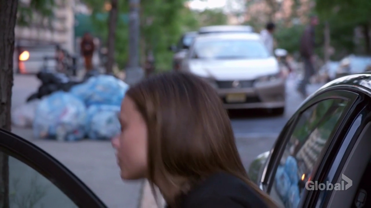 Charmed-Online-dot-nl_ShadesOfBlue3x03-0512.jpg