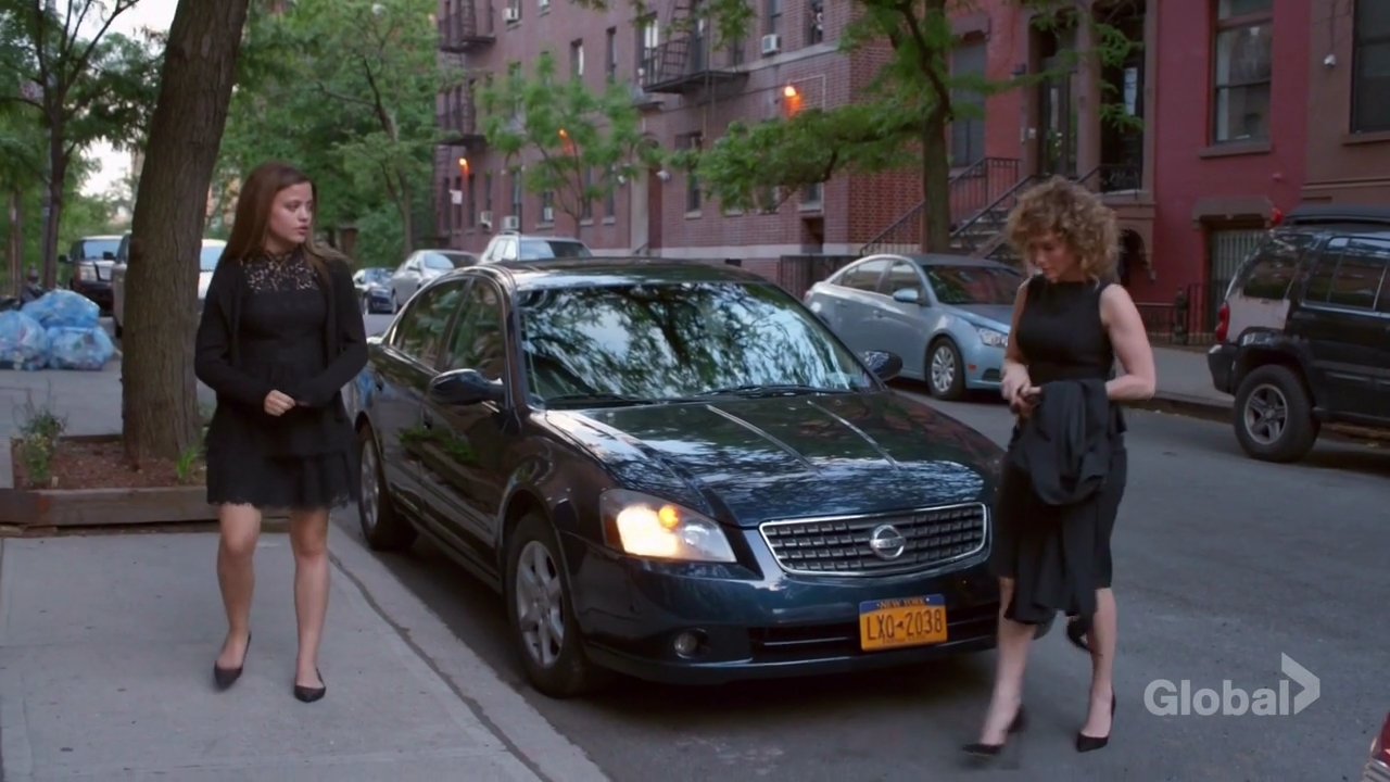 Charmed-Online-dot-nl_ShadesOfBlue3x03-0517.jpg