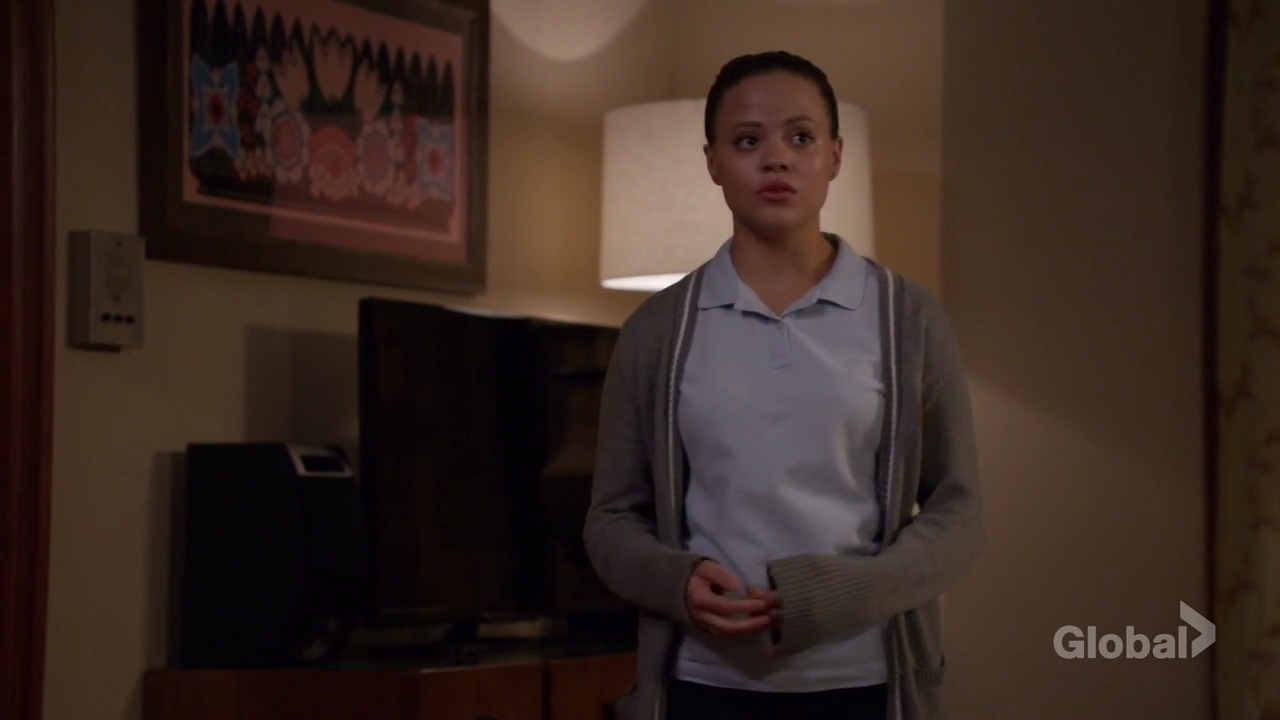 Charmed-Online-dot-nl_ShadesOfBlue3x05-1978.jpg
