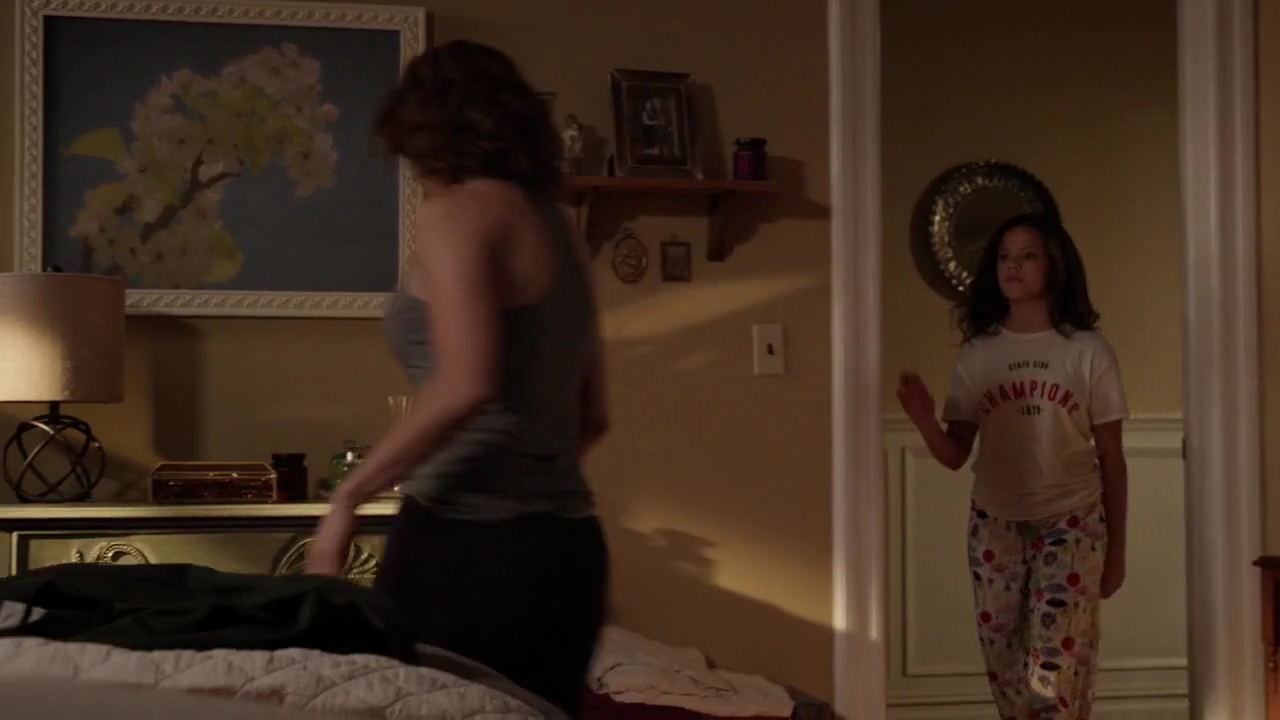 Charmed-Online-dot-nl_ShadesOfBlue1x03-2563.jpg