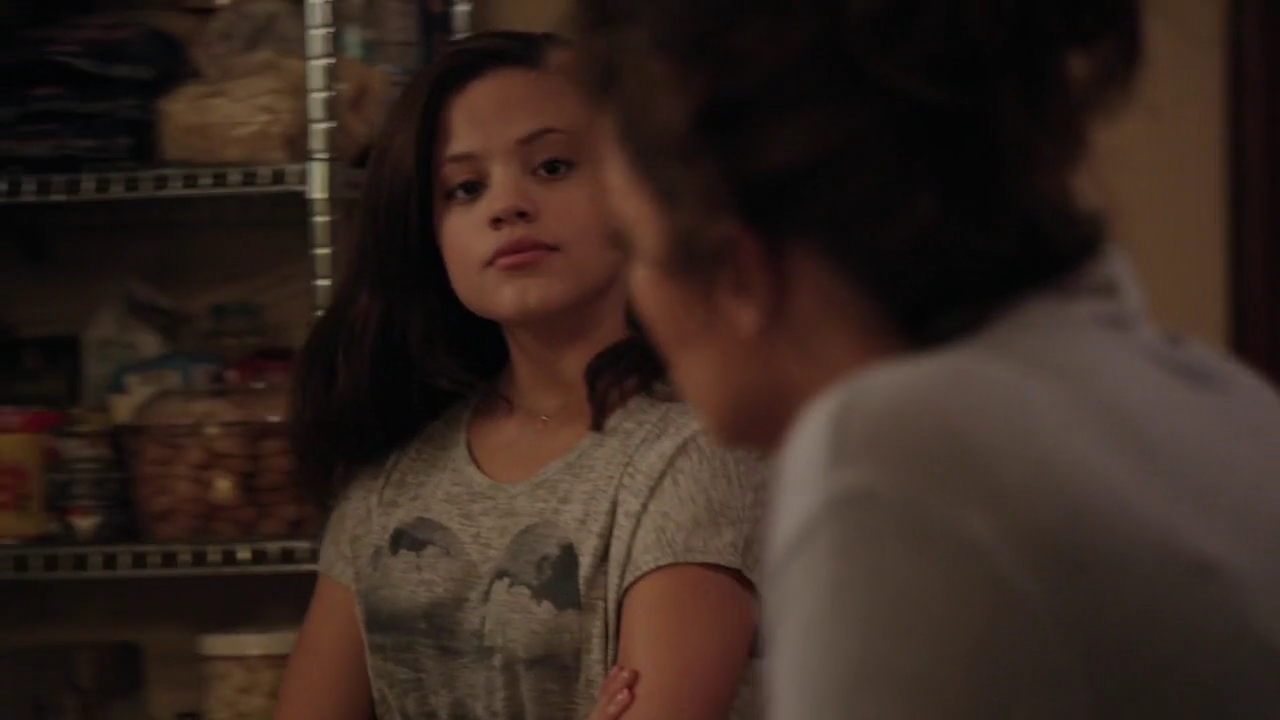 Charmed-Online-dot-nl_ShadesOfBlue1x07-0854.jpg