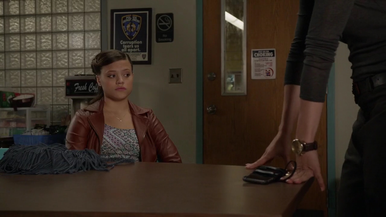 Charmed-Online-dot-nl_ShadesOfBlue1x08-1538.jpg