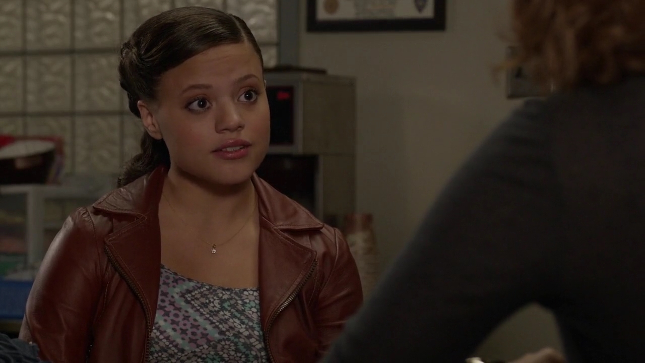 Charmed-Online-dot-nl_ShadesOfBlue1x08-1556.jpg