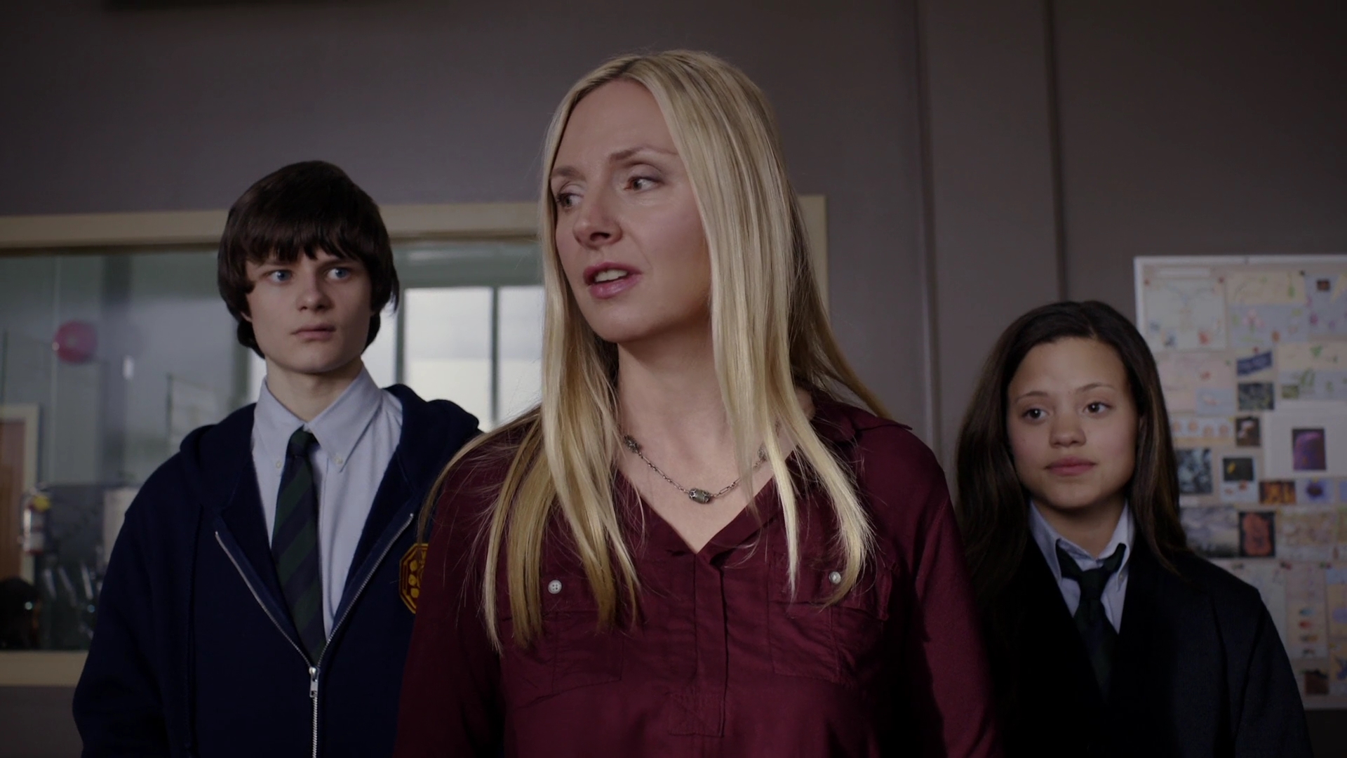 Charmed-Online-dot-nl_WaywardPines1x07-0809.jpg