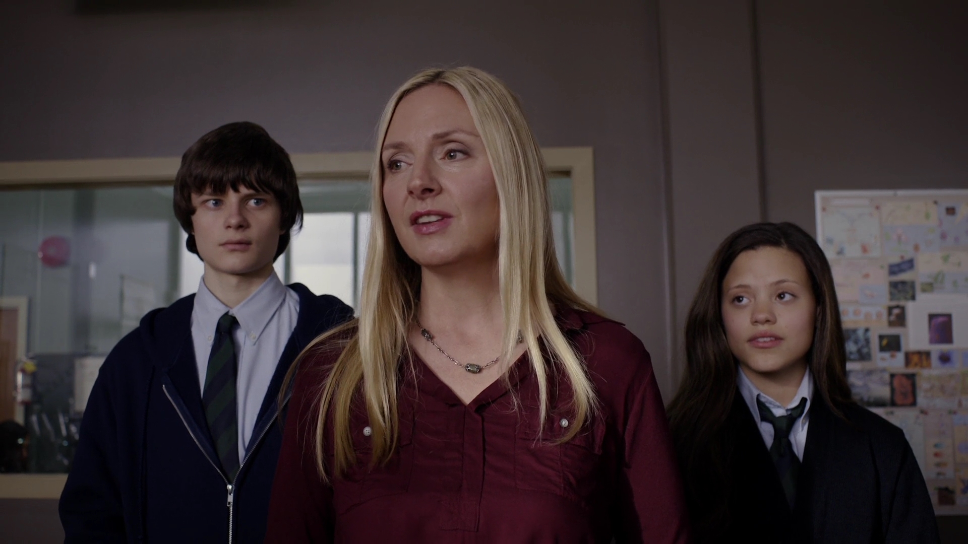 Charmed-Online-dot-nl_WaywardPines1x07-0813.jpg