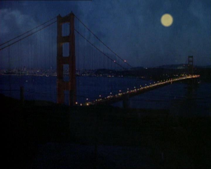 Charmed-Online_dot_net-1x01SomethingWiccaThisWayComes0003.jpg Charmed-Online_dot_net-1x01SomethingWiccaThisWayComes0003.jpg