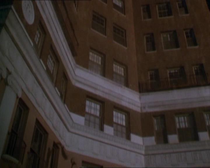 Charmed-Online_dot_net-1x01SomethingWiccaThisWayComes0013.jpg Charmed-Online_dot_net-1x01SomethingWiccaThisWayComes0013.jpg