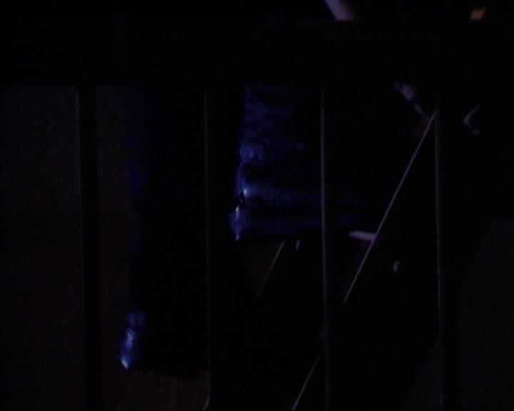 Charmed-Online_dot_net-1x01SomethingWiccaThisWayComes0041.jpg Charmed-Online_dot_net-1x01SomethingWiccaThisWayComes0041.jpg