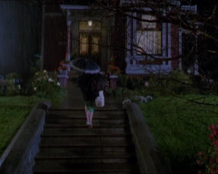 Charmed-Online_dot_net-1x01SomethingWiccaThisWayComes0111.jpg