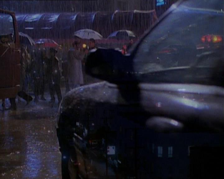 Charmed-Online_dot_net-1x01SomethingWiccaThisWayComes0277.jpg Charmed-Online_dot_net-1x01SomethingWiccaThisWayComes0277.jpg