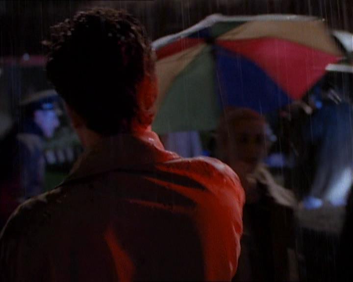 Charmed-Online_dot_net-1x01SomethingWiccaThisWayComes0288.jpg Charmed-Online_dot_net-1x01SomethingWiccaThisWayComes0288.jpg