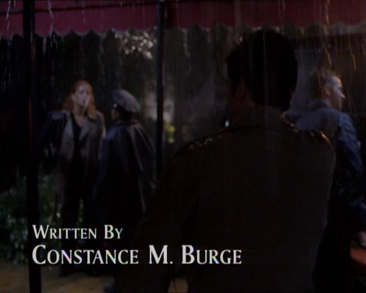 Charmed-Online_dot_net-1x01SomethingWiccaThisWayComes0293.jpg