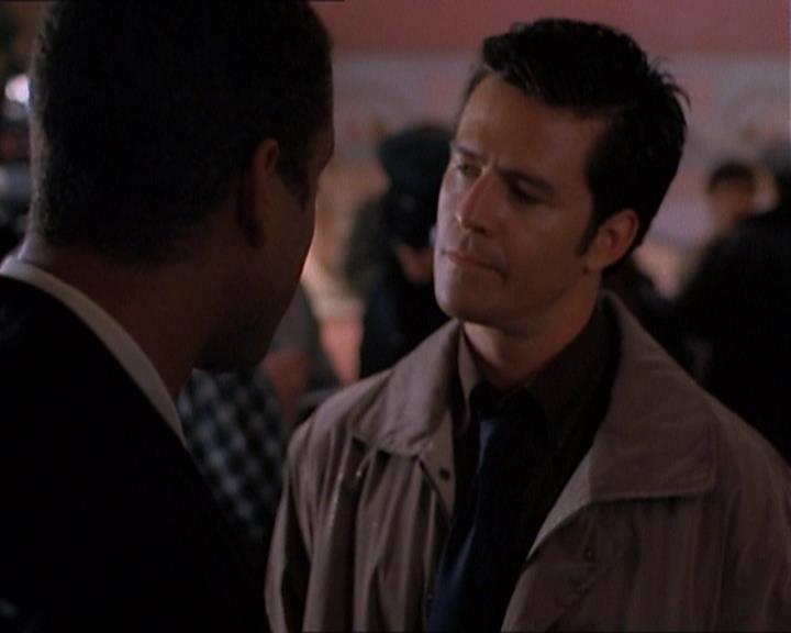 Charmed-Online_dot_net-1x01SomethingWiccaThisWayComes0337.jpg Charmed-Online_dot_net-1x01SomethingWiccaThisWayComes0337.jpg