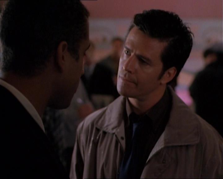 Charmed-Online_dot_net-1x01SomethingWiccaThisWayComes0346.jpg Charmed-Online_dot_net-1x01SomethingWiccaThisWayComes0346.jpg