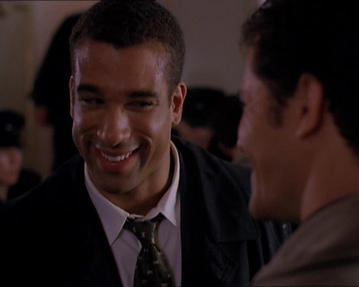 Charmed-Online_dot_net-1x01SomethingWiccaThisWayComes0356.jpg Charmed-Online_dot_net-1x01SomethingWiccaThisWayComes0356.jpg