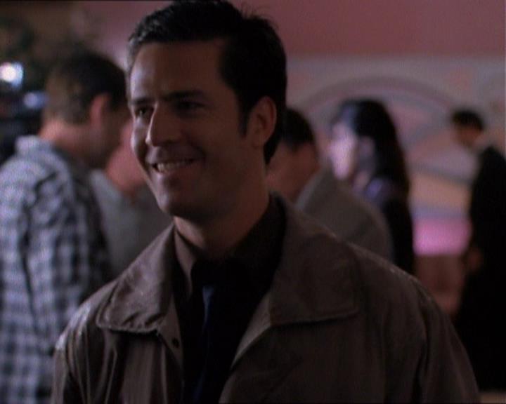 Charmed-Online_dot_net-1x01SomethingWiccaThisWayComes0361.jpg Charmed-Online_dot_net-1x01SomethingWiccaThisWayComes0361.jpg