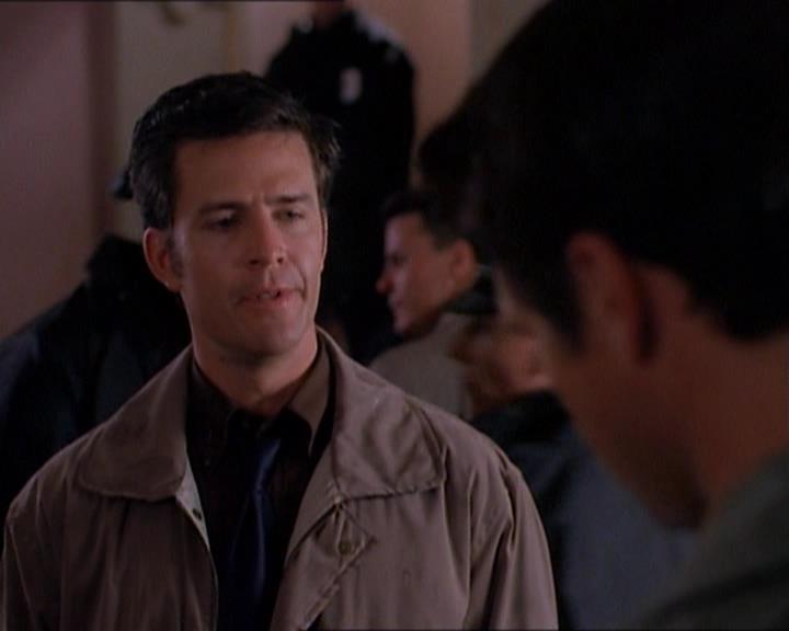 Charmed-Online_dot_net-1x01SomethingWiccaThisWayComes0367.jpg Charmed-Online_dot_net-1x01SomethingWiccaThisWayComes0367.jpg