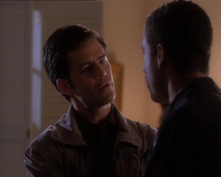 Charmed-Online_dot_net-1x01SomethingWiccaThisWayComes0627.jpg Charmed-Online_dot_net-1x01SomethingWiccaThisWayComes0627.jpg