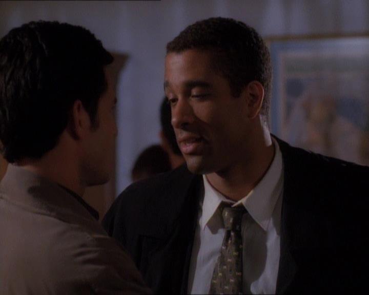 Charmed-Online_dot_net-1x01SomethingWiccaThisWayComes0638.jpg Charmed-Online_dot_net-1x01SomethingWiccaThisWayComes0638.jpg