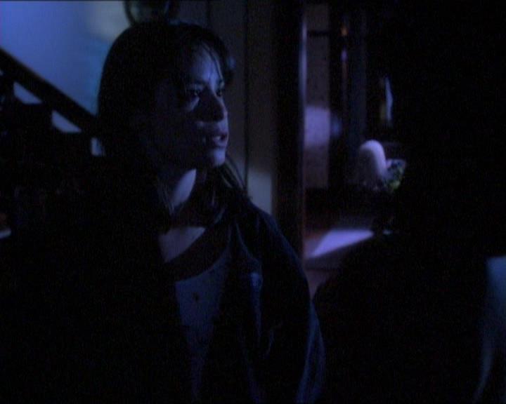 Charmed-Online_dot_net-1x01SomethingWiccaThisWayComes0790.jpg Charmed-Online_dot_net-1x01SomethingWiccaThisWayComes0790.jpg