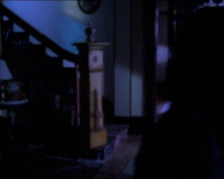 Charmed-Online_dot_net-1x01SomethingWiccaThisWayComes0811.jpg Charmed-Online_dot_net-1x01SomethingWiccaThisWayComes0811.jpg