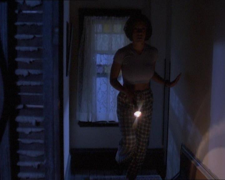 Charmed-Online_dot_net-1x01SomethingWiccaThisWayComes0843.jpg Charmed-Online_dot_net-1x01SomethingWiccaThisWayComes0843.jpg