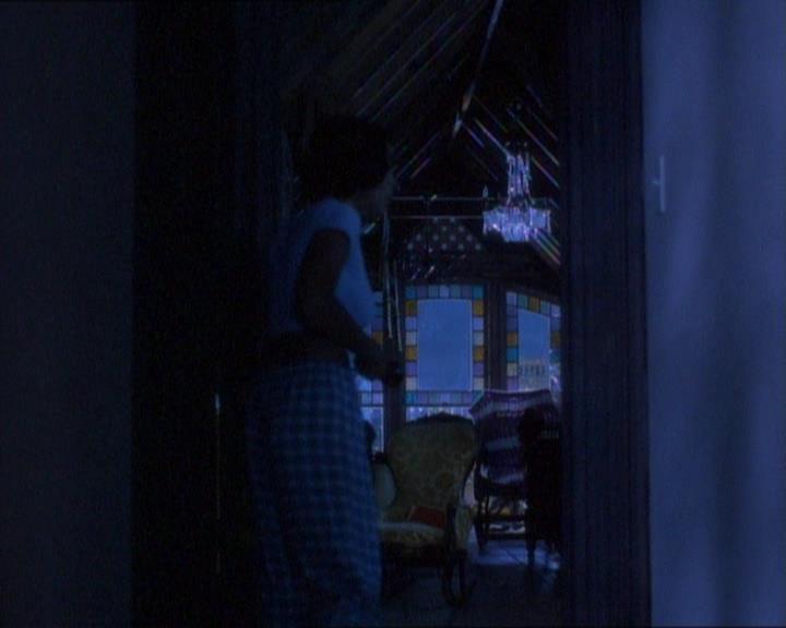 Charmed-Online_dot_net-1x01SomethingWiccaThisWayComes0850.jpg Charmed-Online_dot_net-1x01SomethingWiccaThisWayComes0850.jpg